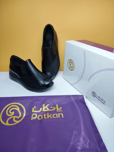 کفش طبی زنانه مخصوص انحراف شست پا برند پاتکان کد 121 ارسال رایگان