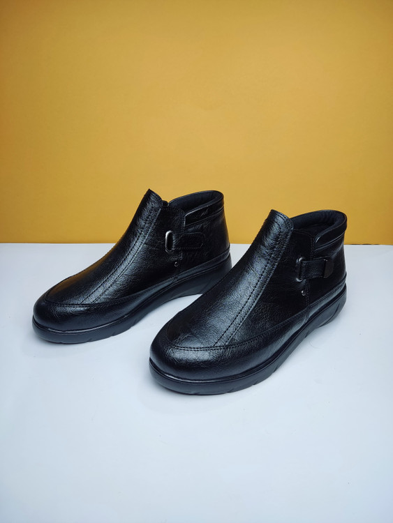 نیم بوت زنانه طبی برند شفا طب نوین مدل آلتون کد 119