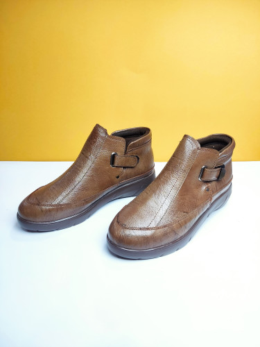 نیم بوت زنانه طبی برند شفا طب نوین مدل آلتون کد 119 ارسال رایگان