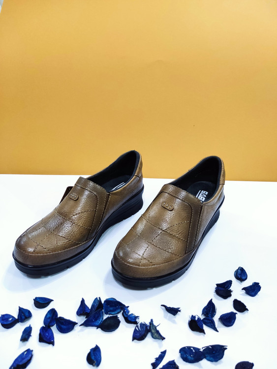 کفش طبی زنانه برند سبلان مدل مامیا کد 108 ارسال رایگان