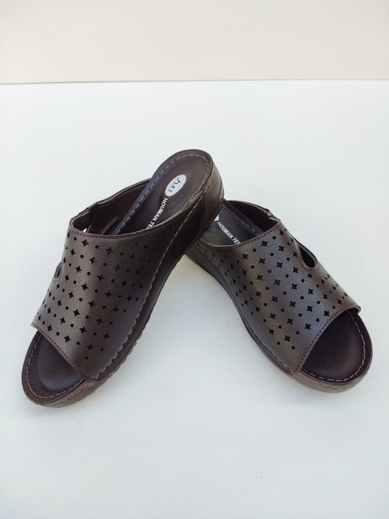 صندل طبی زنانه لیزری برند هومان کد 170