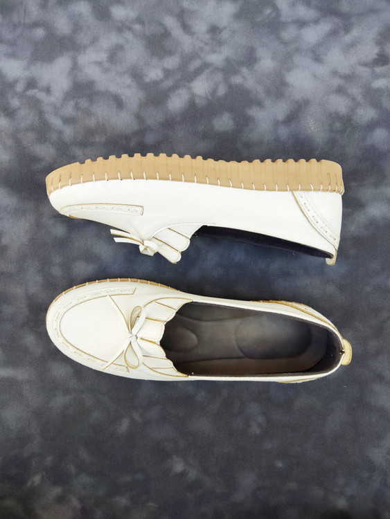 کفش طبی راحتی زنانه برند رویا طب مدل کیمیا کد 193