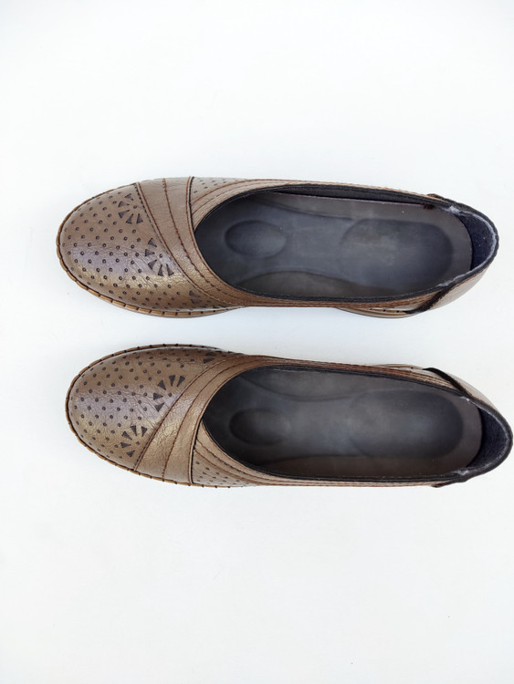 کفش طبی راحتی زنانه برند رویا طب مدل پدیده کد 194