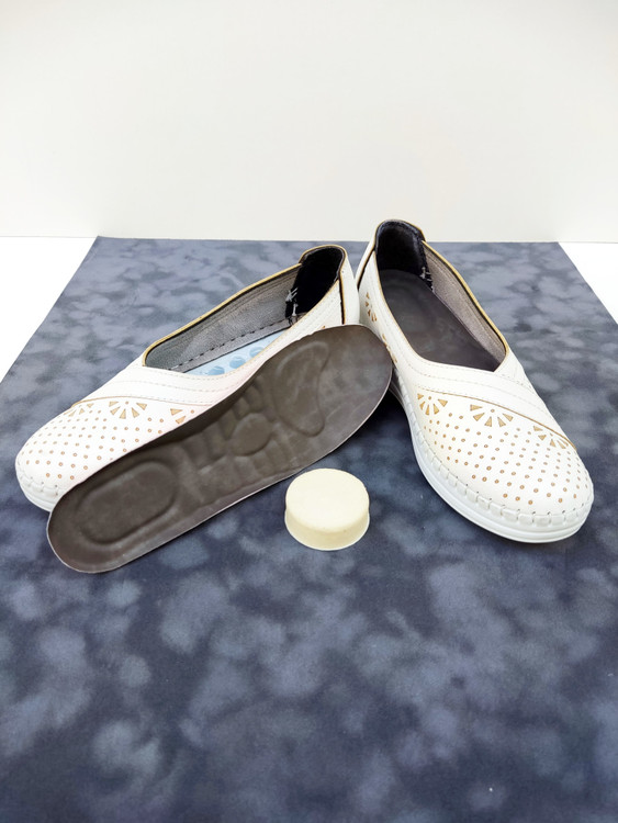 کفش طبی راحتی زنانه برند رویا طب مدل پدیده کد 194