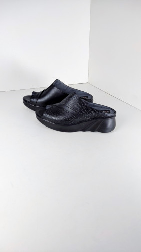 صندل مجلسی لژ 5 سانت طبی زنانه مدل وانیلا برند رافاطب کد 219 ارسال رایگان