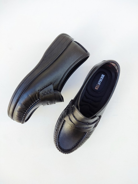 کفش طبی (پرستاری) زنانه مدل دکتر مارتین دارای پدخارپاشنه برند هومان طب کد 190