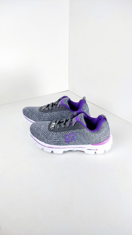 کفش اسکیچرز مخصوص پیاده روی مدل پمپی برند پابین کد 141