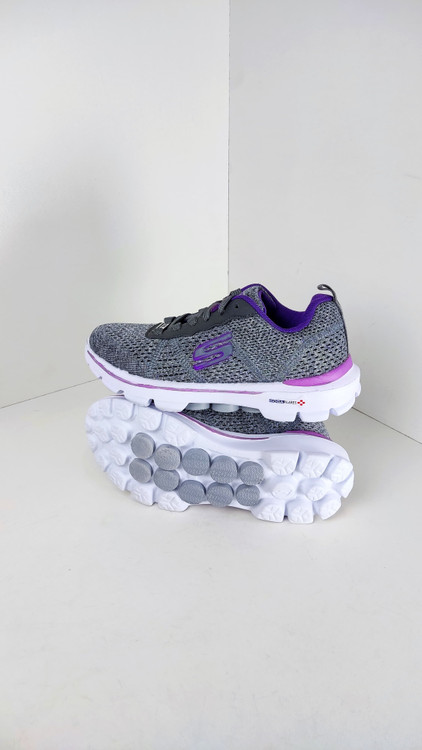 کفش اسکیچرز مخصوص پیاده روی مدل پمپی برند پابین کد 141