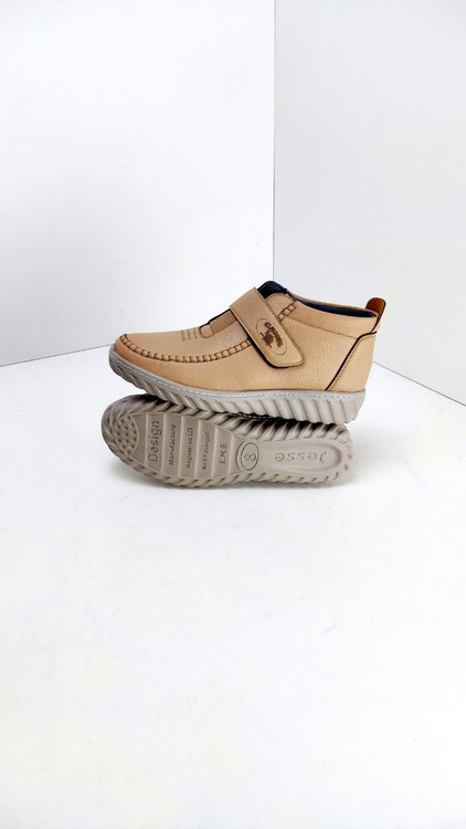 نیم بوت طبی زنانه برند ماه گل مدل کمل کد 221