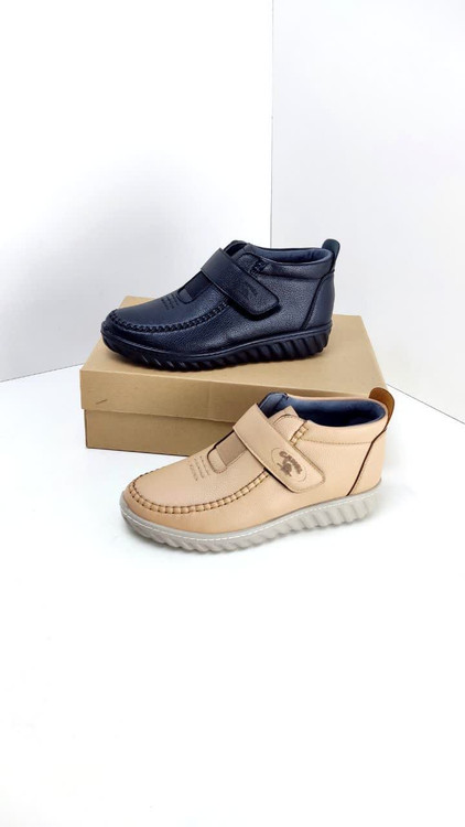 نیم بوت طبی زنانه برند ماه گل مدل کمل کد 221