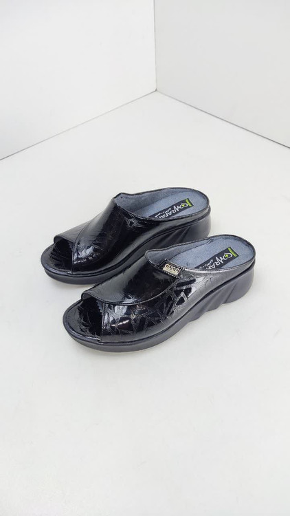 صندل طبی زنانه برند رافاطب مدل رعنا صدف کد 220