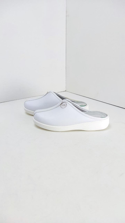 صندل طبی پرستاری زنانه مدل سودا برند هومان طب کد 171