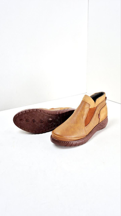 نیم بوت طبی زنانه برند داثوش مدل جلسی پلاریس کد 247