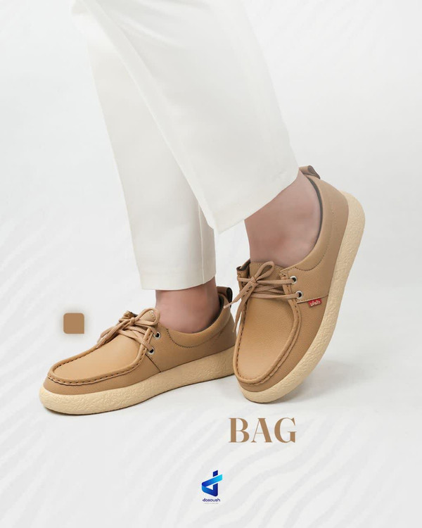 کفش طبی راحتی طرح کالج زنانه برند داثوش مدل بگ کد 198