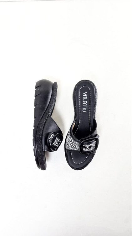 صندل زنانه با زیره طبی برند والمو کد 251