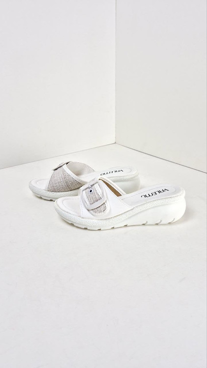 صندل زنانه با زیره طبی برند والمو کد 251