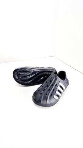 کراکس مردانه و زنانه برند زیتون