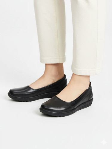 کفش طبی زنانه مدل آلفا برند ماه گل کد 117